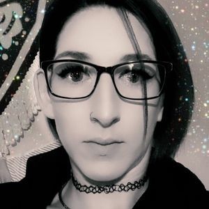 Meet your Posher, Chrissy